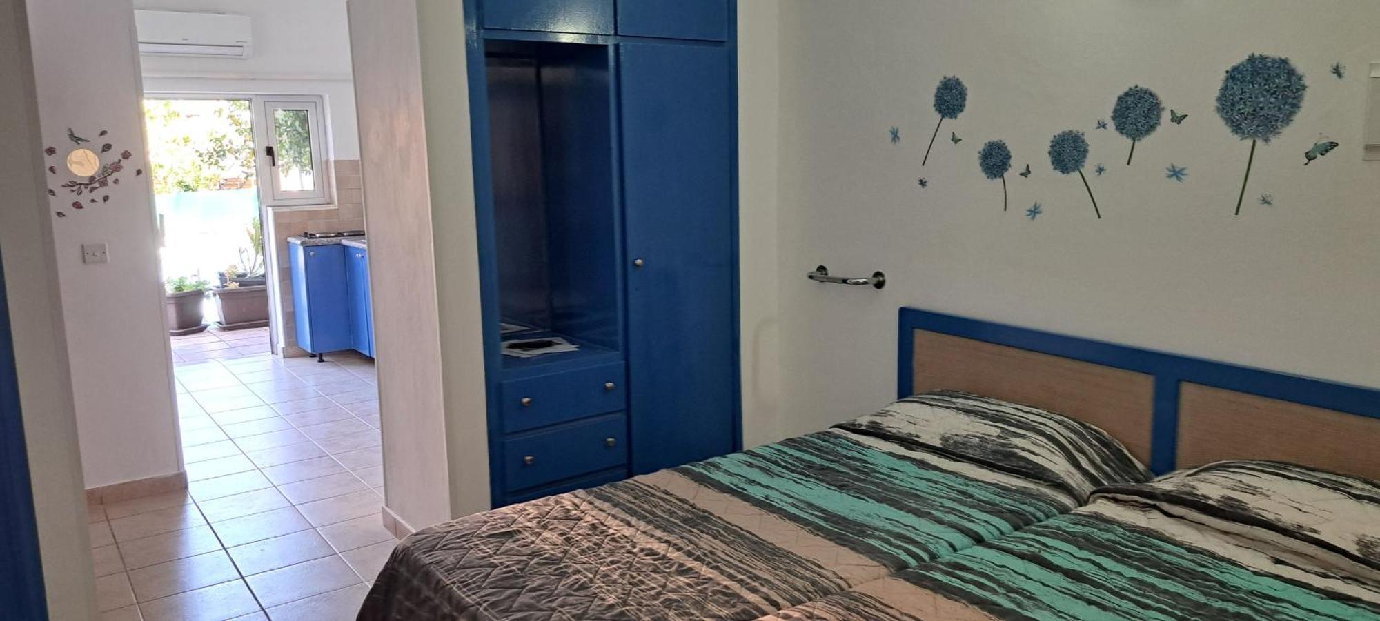 C & A Hotel Apartments Полис Экстерьер фото